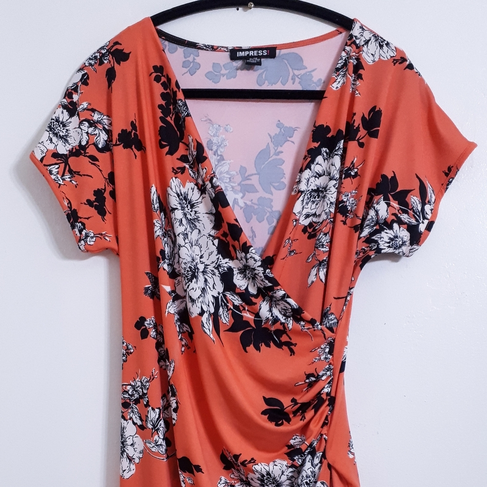 🖐️$5 ADD ON Floral Coral Faux Wrap Dress - Picture 2 of 3